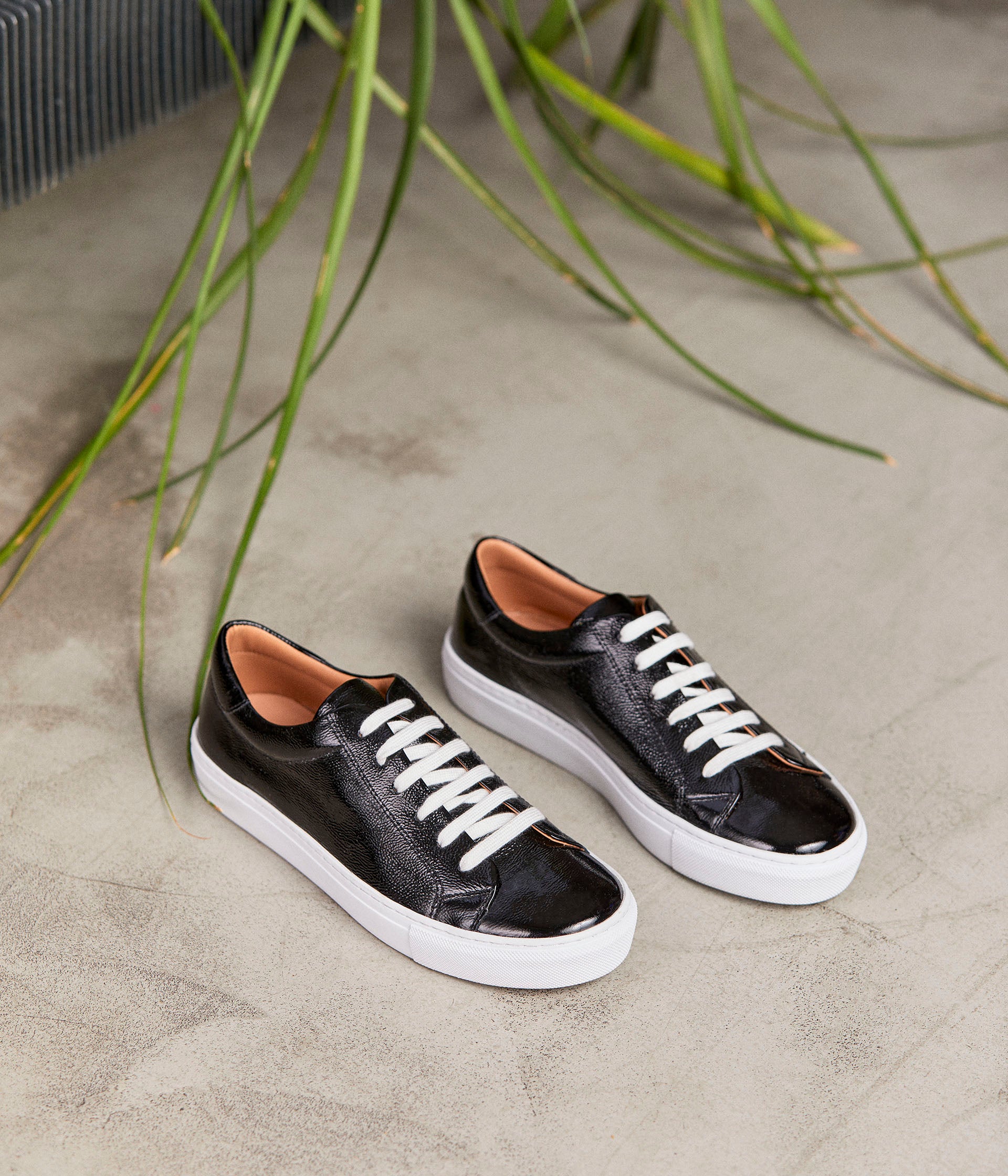 Lester patent sneakers Sneakers WOMEN Mellow Yellow